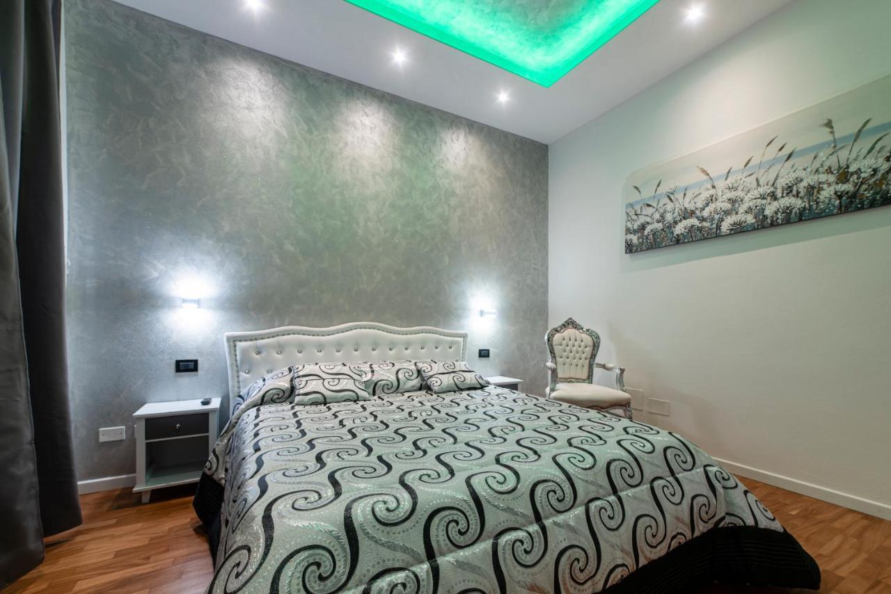 Fashion Apartment Silver โบโลญญา ภายนอก รูปภาพ