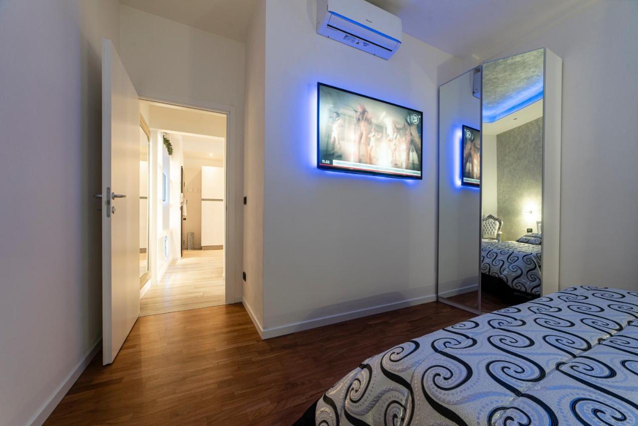 Fashion Apartment Silver โบโลญญา ภายนอก รูปภาพ