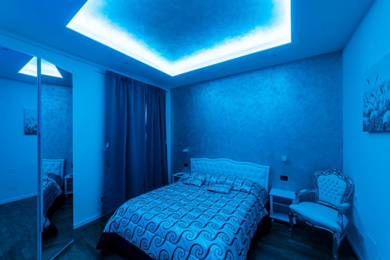 Fashion Apartment Silver โบโลญญา ภายนอก รูปภาพ