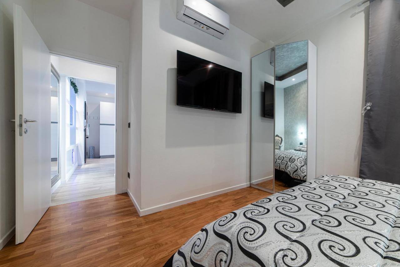 Fashion Apartment Silver โบโลญญา ภายนอก รูปภาพ